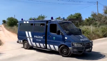 Detenido en Portugal un excapitán de policía por liderar una red de cocaína oculta en pieles animales en descomposición