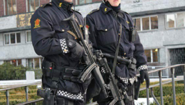 El adolescente acusado de matar a una trabajadora de un hostal de Oslo planeaba un atentado contra una mezquita