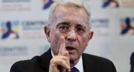 La Justicia le niega la libertad provisional al expresidente colombiano Uribe Vélez