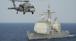 EE.UU. envía tres navíos de guerra cerca de Venezuela para hacer frente a los cárteles