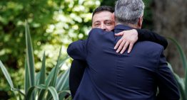 Zelenski y Starmer ven en la cumbre de Alaska «una oportunidad viable» para avanzar hacia el fin de la guerra en Ucrania
