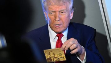 Trump convierte el visado de empleo a EE.UU. en un lujo de 100.000 dólares