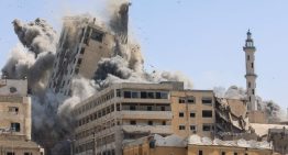 El ministro de Defensa de Israel celebra que «Gaza está en llamas» en una noche con al menos doce muertos por bombardeos