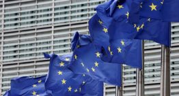 La UE pide a Google, Apple, Microsoft y Booking que aclaren sus medidas contra las estafas online
