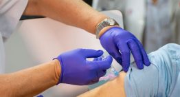 Salut arranca hoy la campaña de vacunación de gripe y covid en residencias, mayores de 80 años, embarazadas, sanitarios y niños