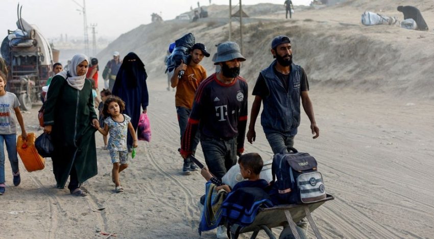 El éxodo a ninguna parte de los palestinos en Ciudad de Gaza