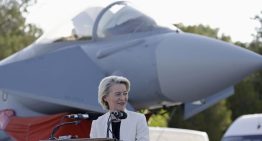'GPS jamming': así funciona el ciberataque que dejó a ciegas a los pilotos de Von der Leyen