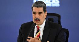 La Cancillería venezolana denuncia que un destructor de EE.UU. detuvo a unos pescadores en sus aguas