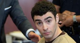 El juez desestima los cargos de terrorismo contra Luigi Mangione