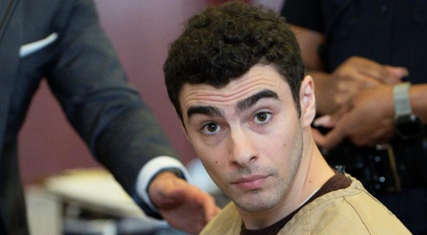 El juez desestima los cargos de terrorismo contra Luigi Mangione