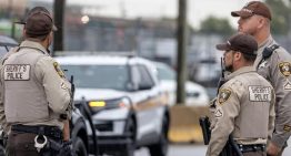 Un infante de la Marina estadounidense denuncia la deportación de su padre tras una detención del ICE