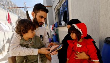Un fotógrafo palestino encarcelado al que le dijeron que su familia había fallecido: «En medio de la muerte, la vida»
