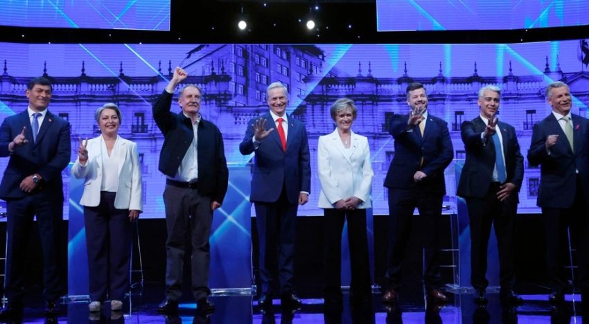 Los candidatos presidenciales de la oposición en Chile afrontan una reñida disputa por pasar a la segunda vuelta