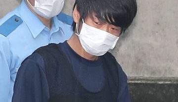 El acusado del asesinato del ex primer ministro de Japón Shinzo Abe se declara culpable de los cargos