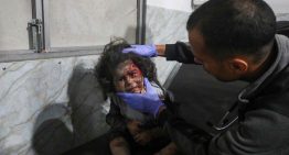 Más de 90 muertos, entre ellos una veintena de niños, tras los bombardeos de Israel al sur de Gaza durante la pasada noche
