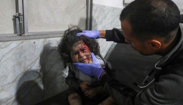 Más de 90 muertos, entre ellos una veintena de niños, tras los bombardeos de Israel al sur de Gaza durante la pasada noche