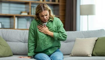 La carga mental incrementa el riesgo de infarto en mujeres jóvenes, que son atendidas más tarde que los hombres