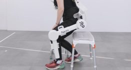 Un dispositivo biónico devuelve la capacidad de andar a supervivientes de ictus: «Sales del hospital sin saber qué hacer» Un dispositivo biónico devuelve la capacidad de andar a supervivientes de ictus: «Sales del hospital sin saber qué hacer»