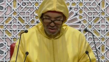 Mohamed VI trata de aplacar las protestas sin mencionarlas y con un discurso hueco y sin reformas