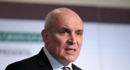 La Justicia argentina imputa por lavado de dinero a Espert, excandidato de Milei a las legislativas