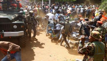 Al menos dos muertos en el tumulto alrededor de la capilla ardiente del opositor keniano Raila Odinga