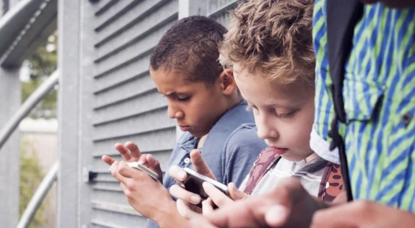 Dinamarca propone prohibir las redes sociales a los menores de 15 años