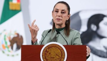 Sheinbaum cuestiona a Trump por los ataques a narcos en el Caribe y EE.UU. sanciona a aerolíneas mexicanas