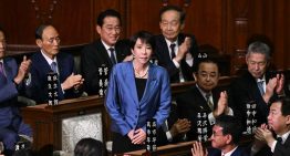 La conservadora Sanae Takaichi hace historia y se convierte en la primera mujer en liderar Japón