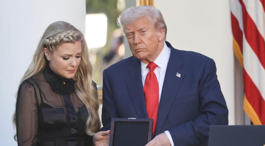 Trump rinde el último homenaje a Charlie Kirk en la Rosaleda