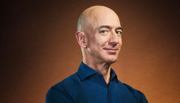 Jeff Bezos, sobre el impacto de la IA en el mercado laboral: «Solo hay un trabajo que no podrá substituir»