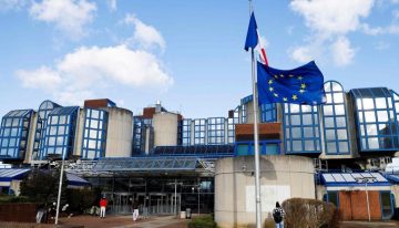 Detenidos dos policías en Francia tras ser acusados de violación por una joven en las instalaciones de un tribunal