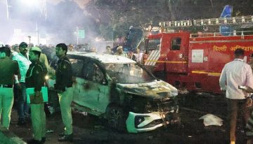 Al menos ocho muertos y 19 heridos en la explosión de un vehículo en Nueva Delhi