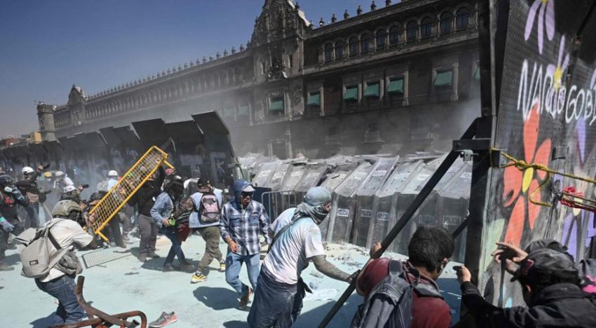 La protesta de la 'Generación Z' en Ciudad de México termina con disturbios en el Zócalo
