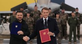 Zelenski anuncia la compra de 100 cazabombarderos Rafale franceses