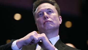 La IA de Elon Musk afirma que es más atlético que LeBron James y más inteligente que Leonardo da Vinci