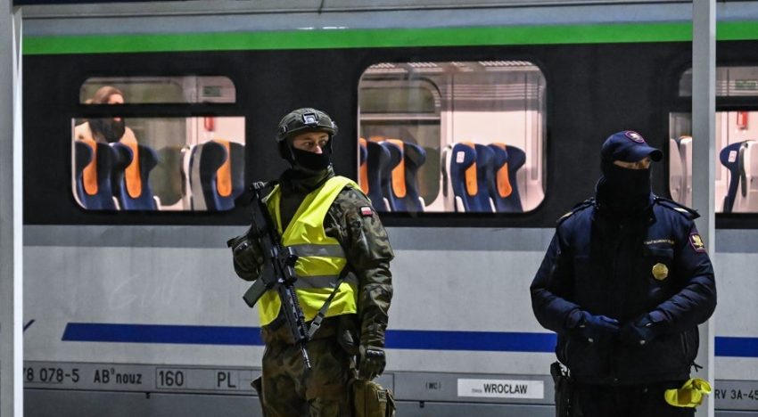 Polonia despliega 10.000 soldados para proteger sus infraestructuras frente a los sabotajes rusos