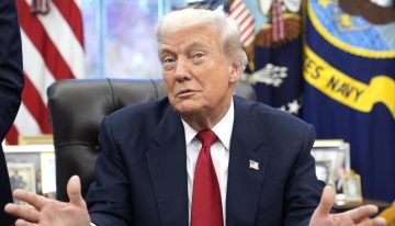 Del Rolex al lingote de oro: analizan si los regalos de empresarios suizos a Trump fueron un intento de soborno