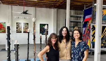 “A quien árbol se arrima…”: tres miradas artísticas y un mismo tronco creativo