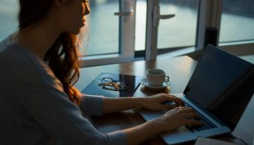 ¿Qué es la cibercondría? Uno de cada cuatro españoles se autodiagnostica en internet antes que acudir al médico