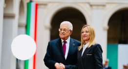 Meloni da su apoyo a Abás para un Estado palestino, pero sin Hamás en el poder