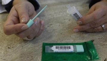 Los epidemiólogos, preocupados: solo el 32% de españoles participan en los cribados de cáncer de colon