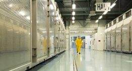 Irán anuncia la construcción de ocho nuevas plantas nucleares con ayuda de Rusia