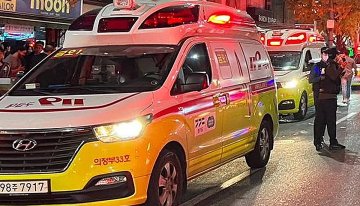 Al menos dos muertos y 18 heridos tras estrellarse una furgoneta contra un mercado cerca de Seúl