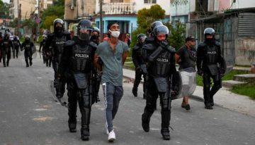 La ONU califica de arbitrarias la detención de 49 presos políticos durante las protestas del 11-J en Cuba
