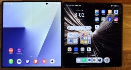 Enfrentamos a los dos  mejores 'smartphones' plegables: cuál es el que debes comprar