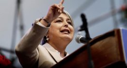 La  candidata oficialista a la Presidencia de Chile se abre a suspender su militancia comunista si gana