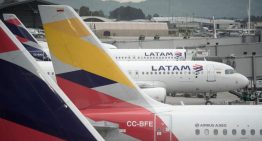 Trump advierte a las aerolíneas de que consideren «cerrado» el espacio aéreo de Venezuela