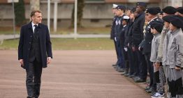 Macron anuncia un nuevo servicio militar voluntario a partir del próximo verano