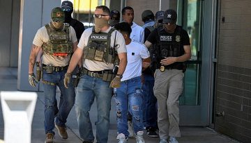 Trump anuncia que pausará «permanentemente» la inmigración de todos los países del «tercer mundo» tras el ataque de un ciudadano afgano