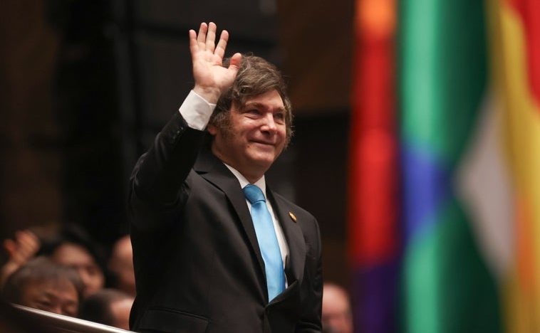 Rodrigo Paz asume la presidencia de Bolivia y anuncia el fin del aislamiento tras dos décadas de gobiernos de izquierda